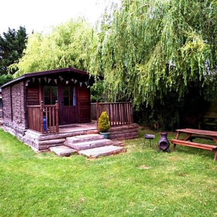 Glamping holiday lodge dche